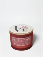 Sand + Paws Harvest Wreath 12 oz scented candle