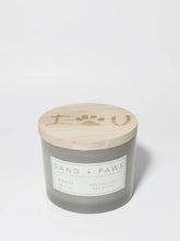 Sand + Paws Amber & Fig 12 oz scented candle
