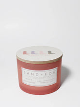 Roses & Sandalwood 12 oz scented candle
